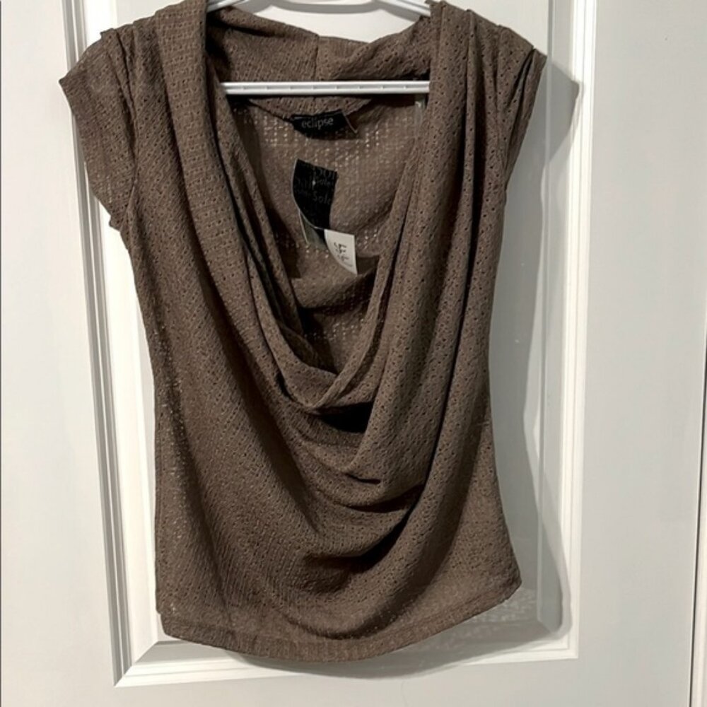 Ladies crowl neck tee